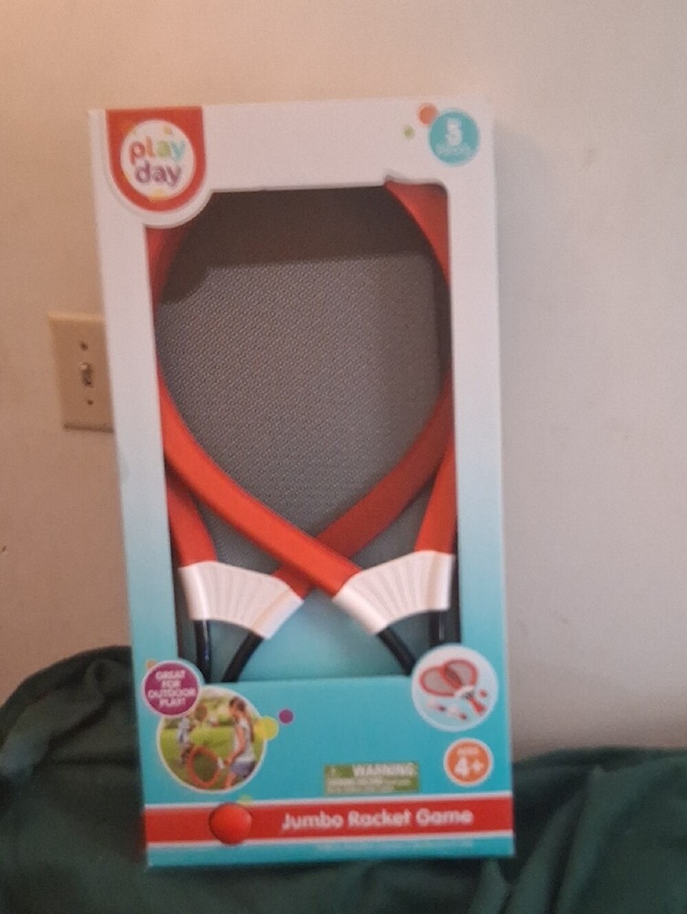 Jumbo Racket Game - Picture 2 of 5